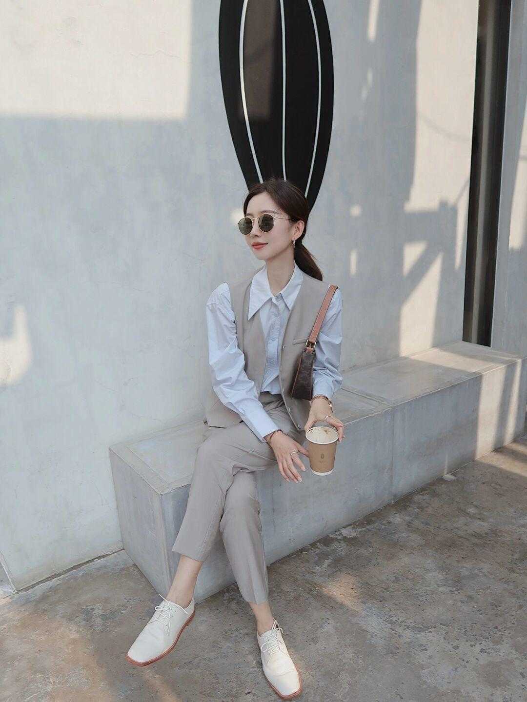 针织衫|秋天的忽冷忽热,穿它就对了,实用又气质,太适合秋天了