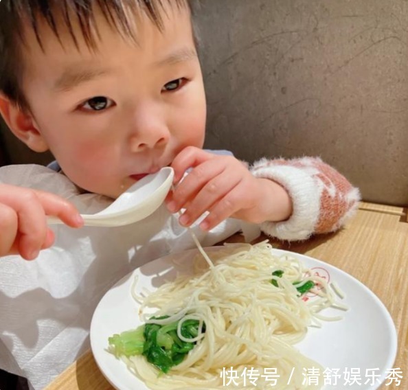 积食|12岁女娃身高166,儿科医生:3物是秋冬身高“拉长剂”,可多食