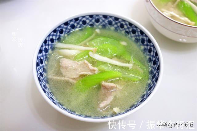 白玉菇|夏季喝汤,这3种食材是绝配,清热解暑营养丰富,我家常做
