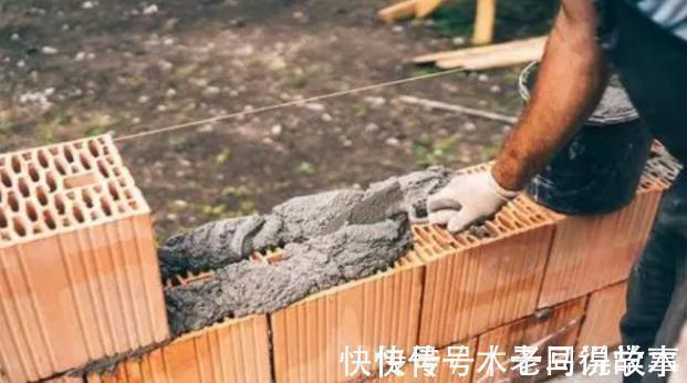 二四墙|农村盖房,“三七墙”比“二四墙”结实吗?内行人:比较下便明白