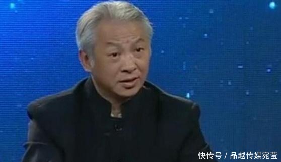 男子带破邮票上鉴宝,自信估价百万,专家指正:是1000倍