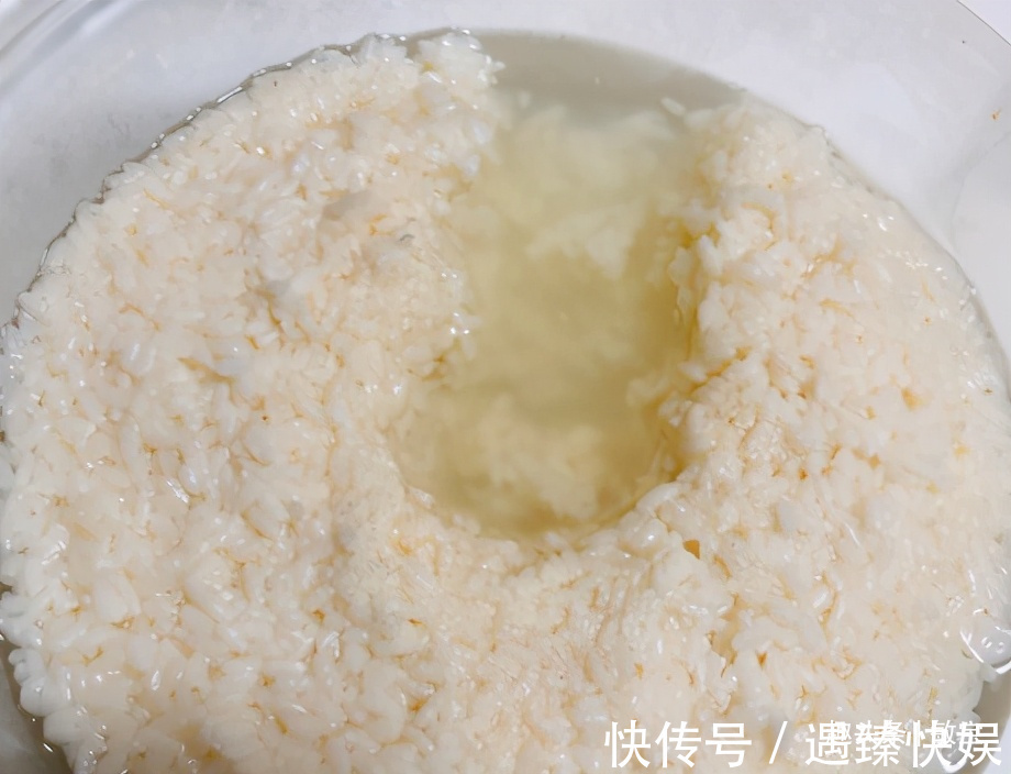 香甜|米酒不用买了,在家做很简单,牢记3点,酒酿香甜清爽,不易坏