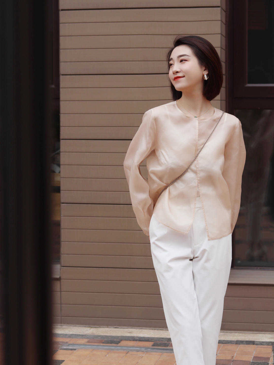 小姑娘|夏季想要变成气质女神,这几套衣服搭配方法,清新减龄又洋气