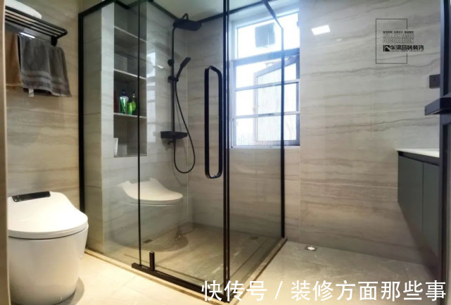 背景墙|160㎡现代轻奢设计新家,维克胡桃+皓月白搭配,为家升温不少