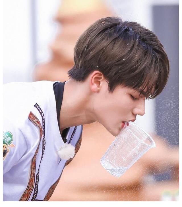 林彥俊|用音樂(lè)回歸本心！林彥俊新歌《在飛翔與迷失之間》上線