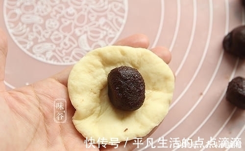 芝麻|这早餐我家隔三差五就吃，不用烤箱，不用1滴水，比包子馒头好吃