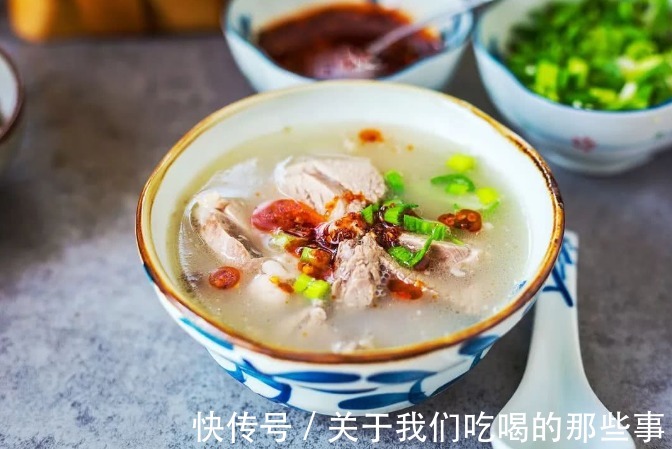 炖原汁原味的羊肉汤,老板传授“1用3不用”技巧,肉烂汤鲜没膻味