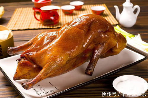 身上|明明烤鸭身上还有肉,为何厨师却不片了大家疑惑的谜团解开了