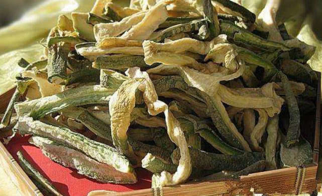 菜市场遇到“此菜”，有多少买多少，拿回家随便做做都超好吃！