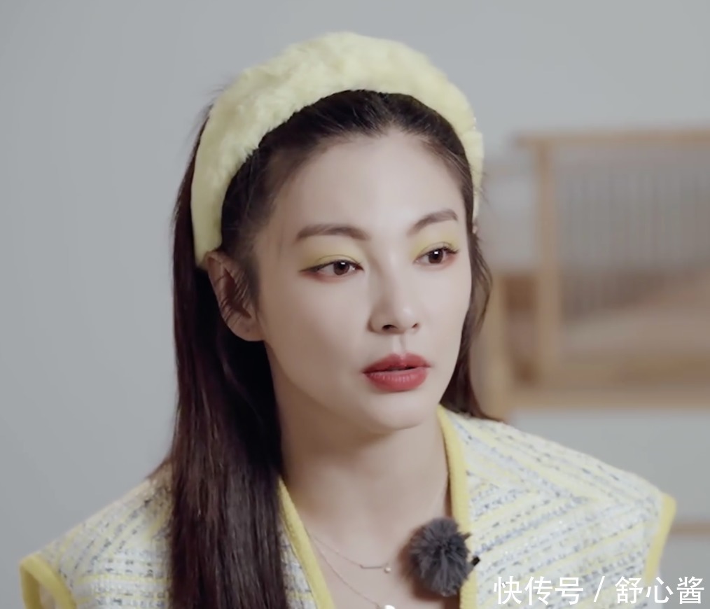  跳舞|唱歌跑调，跳舞顺拐，演员张雨绮凭什么在唱跳综艺翻红？