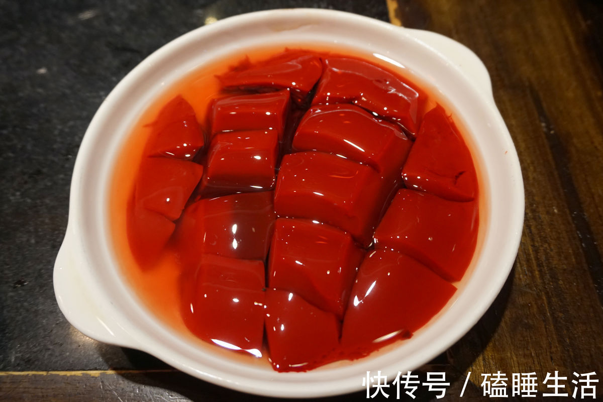 食物|月经量少,多吃5样重口味食物,排污血、养子宫,预防妇科炎症