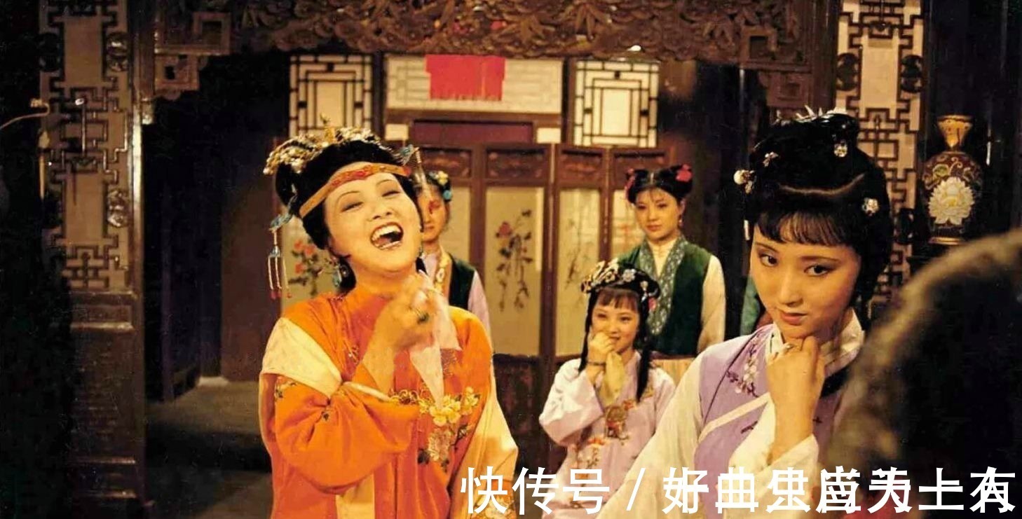 贾府&王熙凤是最该喜欢薛宝钗的人,可是她为何一直袒护林黛玉?