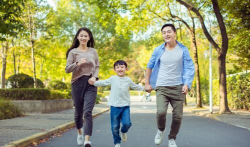 钙质|91岁退休院士呼吁停止食用，比味精还伤骨骼，家长尽早撤下餐桌