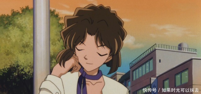 终于|柯南中难得一见的人物形象,小兰没有角,世良终于有了很大的进展