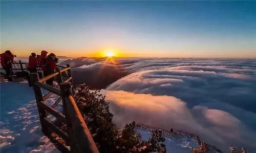 老君山|美炸了! 仿若天上宫阙, 雪后老君山雾凇云海, 琼楼玉宇美成仙境