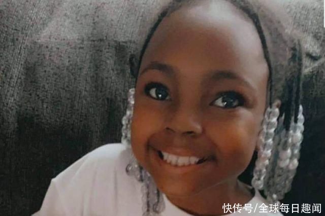 镜报|妈妈家中突然早产，9岁的女孩成功接生了她的小妹妹