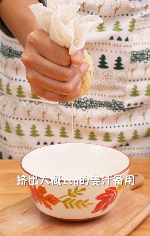 最解酒的是浓茶大错特错,白酒最怕它,厨房就有,酒前吃还护肝