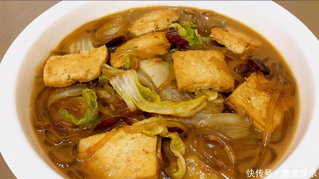 做白菜炖粉条,学会三招,白菜好吃粉条筋道,学不会可惜了