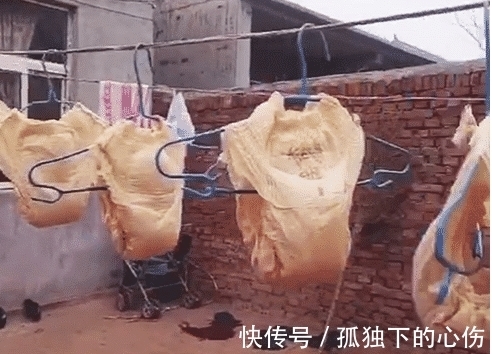 妈妈|奶奶带孩子很少花钱买纸尿布,妈妈回去看到晾着的东西,眼前发黑