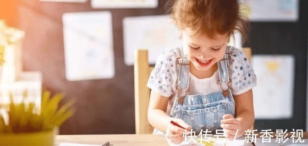 孩子|孩子的专注力较差,父母日常中要学会这几点,提高孩子专注力