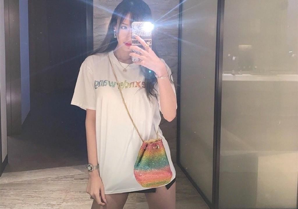 直播间|腐团儿元旦线下与“榜一”见面,多位大哥粉丝捧场,看清真实模样,爱了