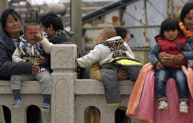 经济实力|“我让姑爷给儿子出学费有啥不对”50岁二胎宝妈给女儿要钱闹翻