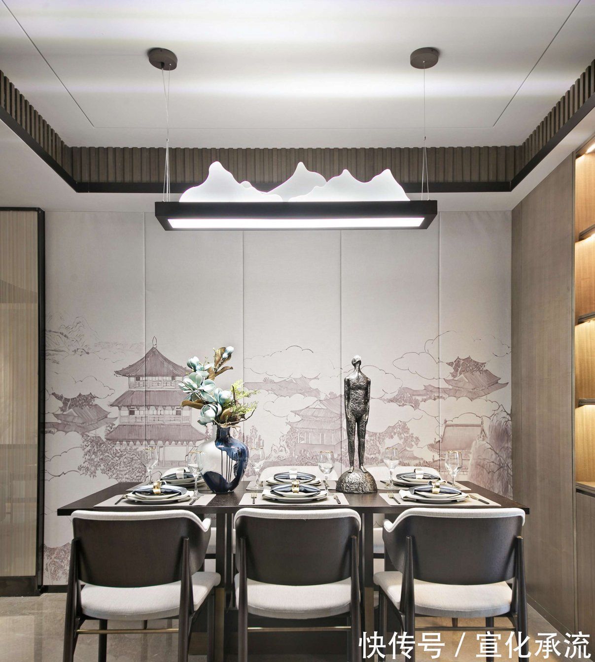 摆件|当诗意遇见新中式,142㎡最美之家,一入户,客厅就足够惊艳到你