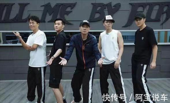 |在《大湾仔的夜》中,陈小春搞笑张智霖智慧,很多人喜欢