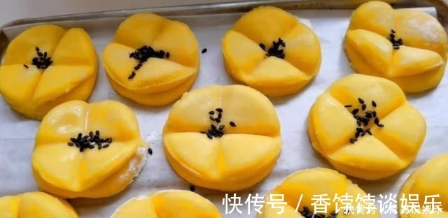 香甜|玉米面最解馋做法，就算胖成球，也能瘦成猴，香甜细腻，越嚼越香
