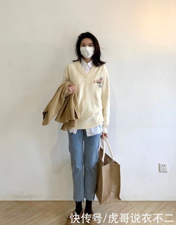 早春别穿太“花哨”，清新简约的穿搭更好驾驭，轻松提升时尚感