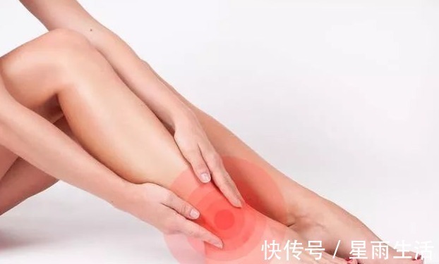 红豆|头顶上有个“祛湿穴”,每天一按,排湿气,健脾胃,失眠改善了