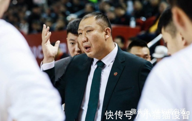离队|正式离队!中国男篮混血国手被放弃 CBA名帅下狠心