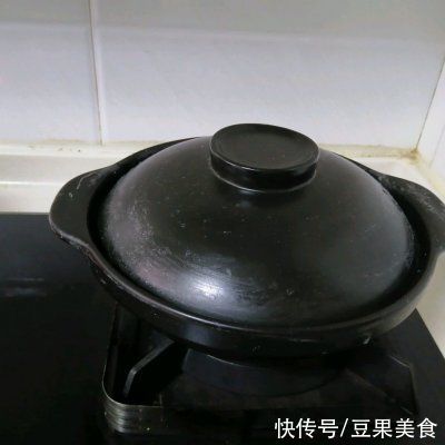 上桌前不被看好的煲仔饭，吃完却逆风翻盘