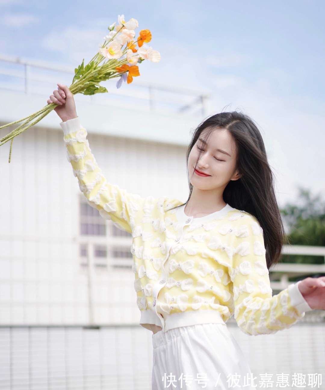 头绪|换季穿搭没头绪?看看这五组穿搭示范,照着穿让你美得高级又温柔