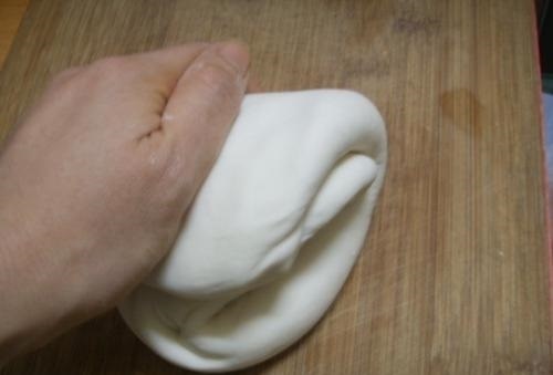 做馒头,千万不要用酵母,换这个发酵,馒头不仅更白,还更香!