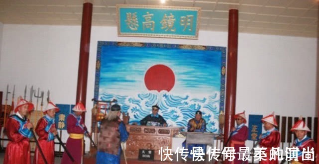 祝福!一副祝福的对联,却把人骂得体无完肤,究竟有何玄机!