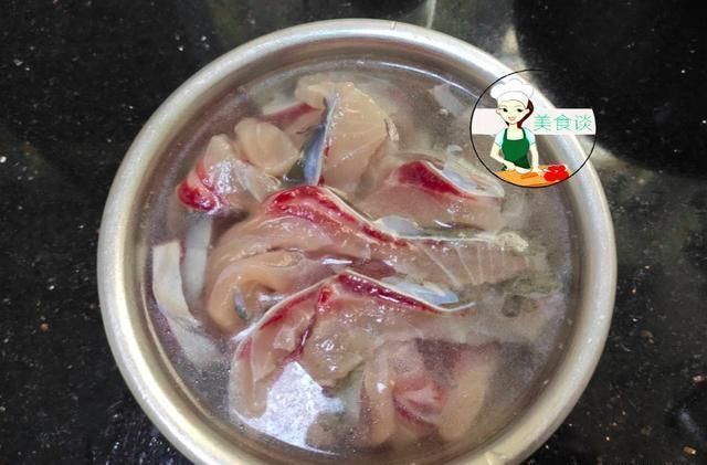 这菜蒸一蒸,5分钟就上桌,鲜美到流口水,低脂营养高,家人爱吃