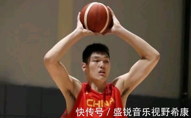 杜锋|中国男篮12人，只有他没上场！身高2米25，杜锋为何没给他机会？