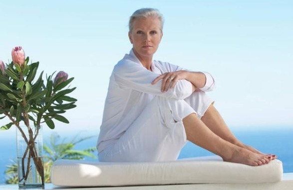 衰老|女性衰老标志“脸部”会露出破绽，若都不占，恭喜你还很年轻