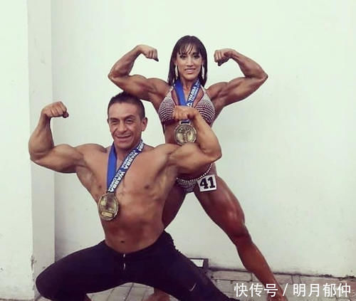 姑娘|天赋比汗水更重要!20岁姑娘健身3年,首次参赛就拿到健美冠军