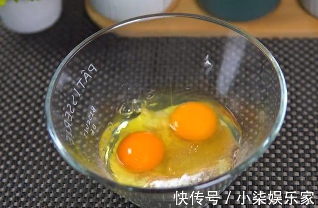 茄子不要再红烧了,教你独特新吃法,外酥里嫩,一口一个特别过瘾