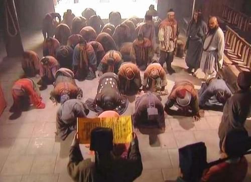 老大|在重大的招安问题上,梁山老大宋江真正的错误到底是什么?