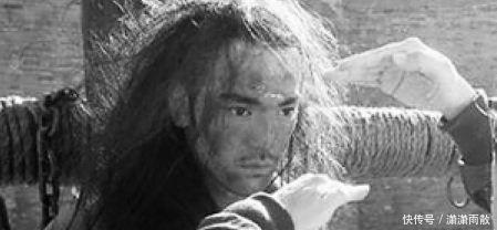 此人|此人19岁统帅千军,20岁封王,对外国人说不平等条约一律无!