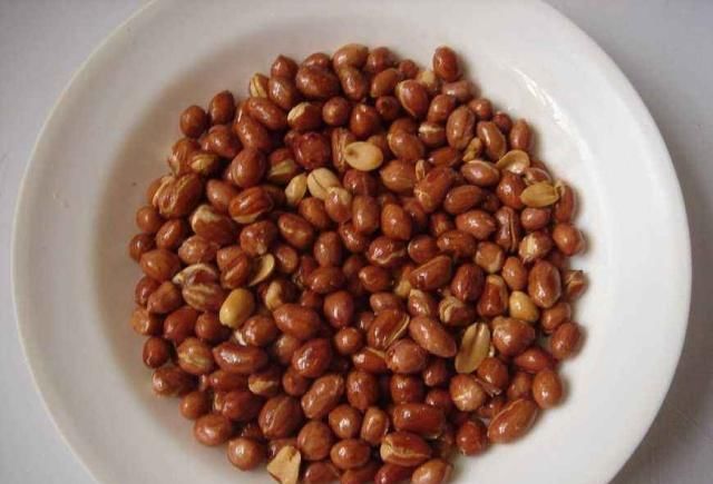 炸花生米，这3步千万不能少，否则很容易炸糊，不香不脆不好吃