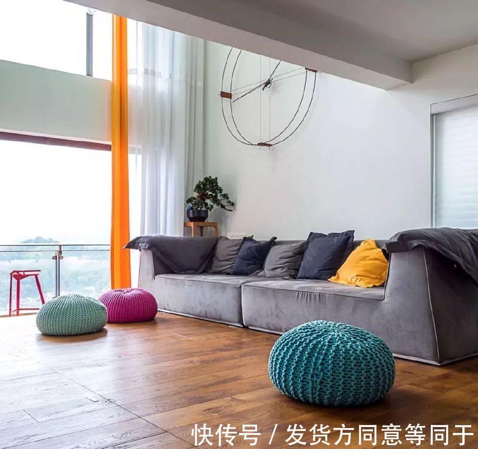 地板|老公不顾反对在地板下养鱼，老婆气到哭，半年后回到家彻底懵了