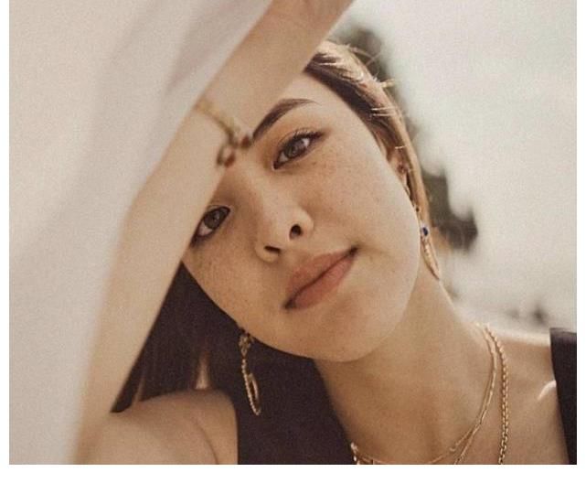 鐘麗緹大女兒選美比賽花絮曝光外形氣質(zhì)碾壓其他選手