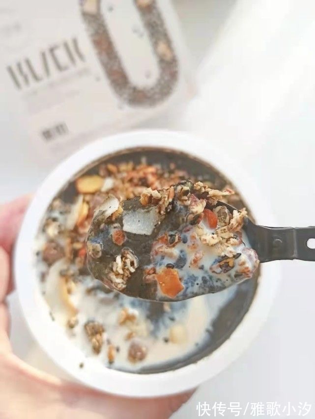 “内卷严重”的当代办公室零食，这些我全都想要