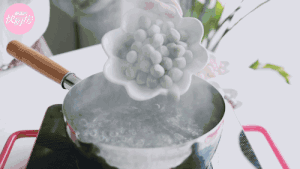 抹茶奶冻阿达籽