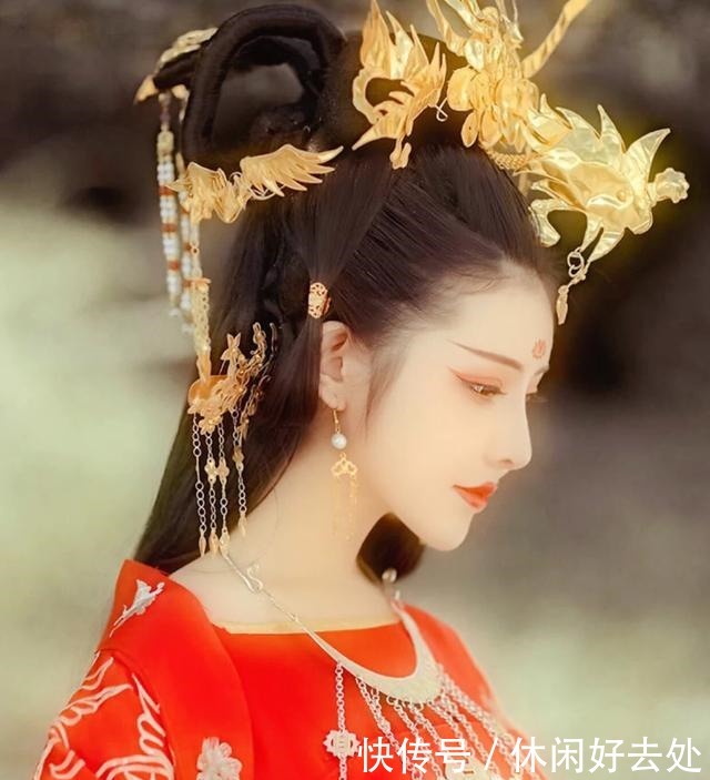  火爆|《乘鸾》再次火爆全网，连《春花厌》都沦为陪衬，横扫全网超惊艳