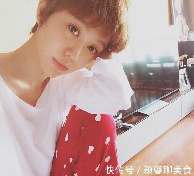 客厅|带你参观姜妍的豪宅,家常便饭也这么丰盛,满桌都是海鲜大餐